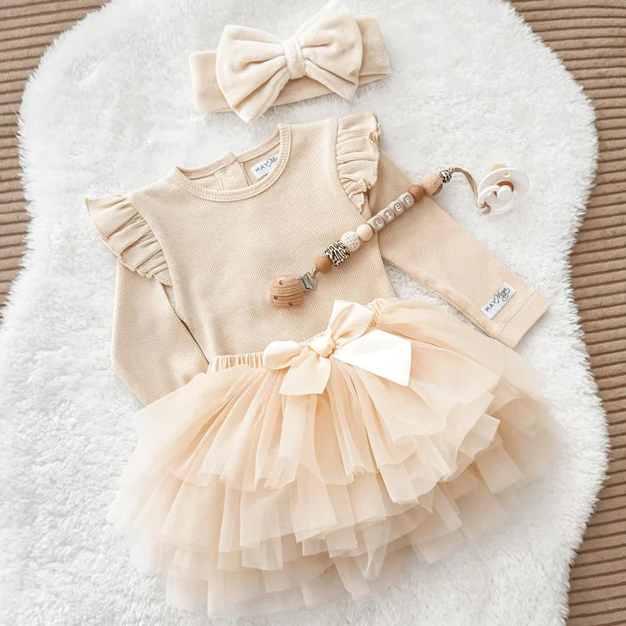 HELENA Langarmbody mit Rüschen in beige