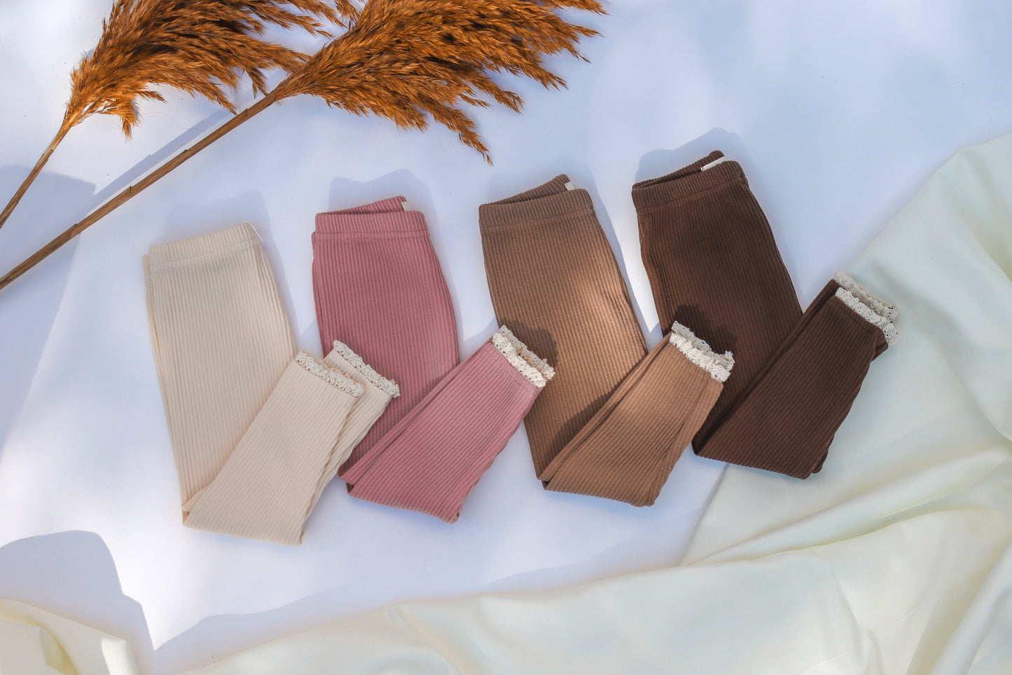KYLIE Leggins mit Rüschen in verschiedenen Farben - ALBAY