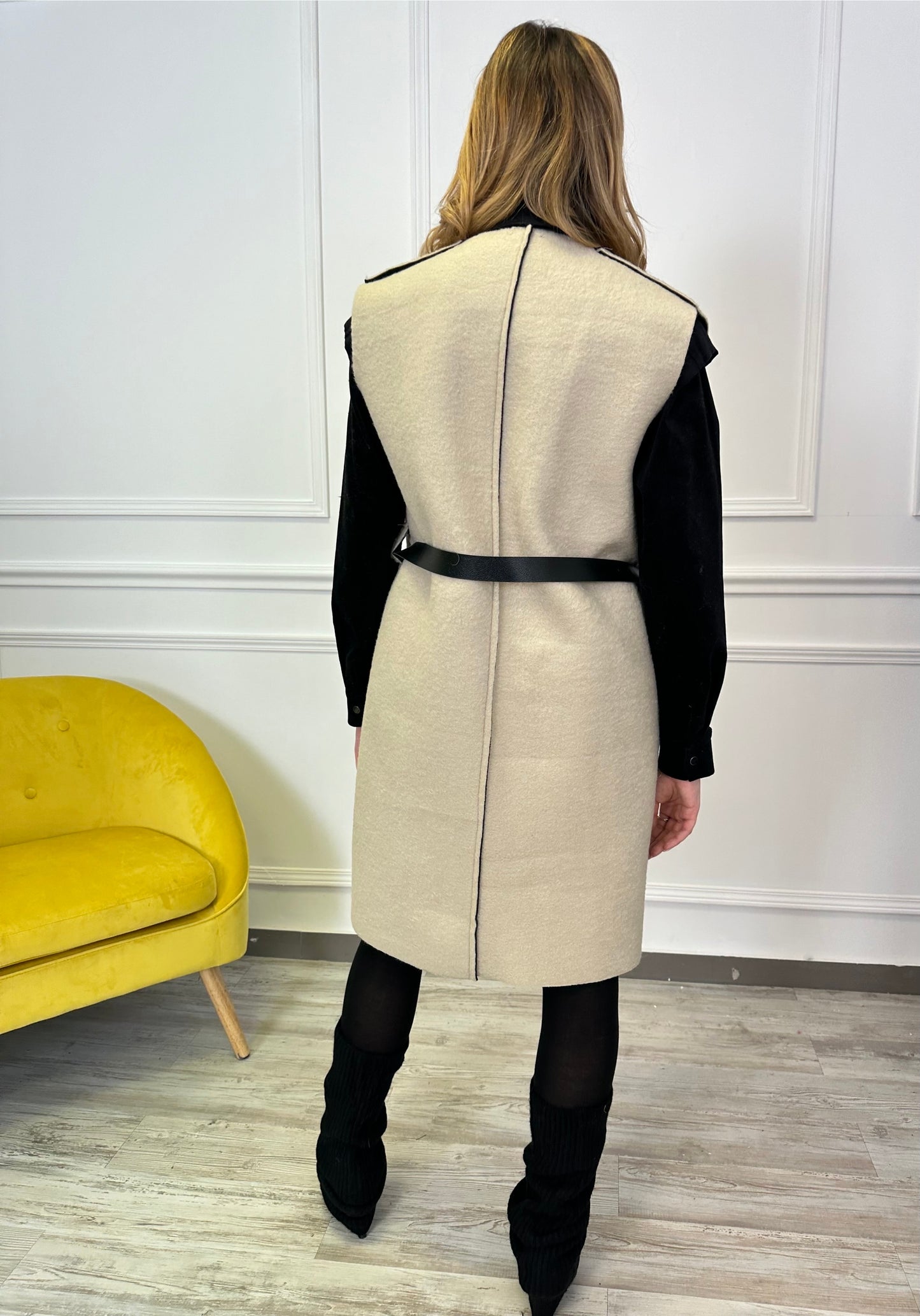 MING Ärmellose Jacke mit Kochwolle-Effekt in ecru