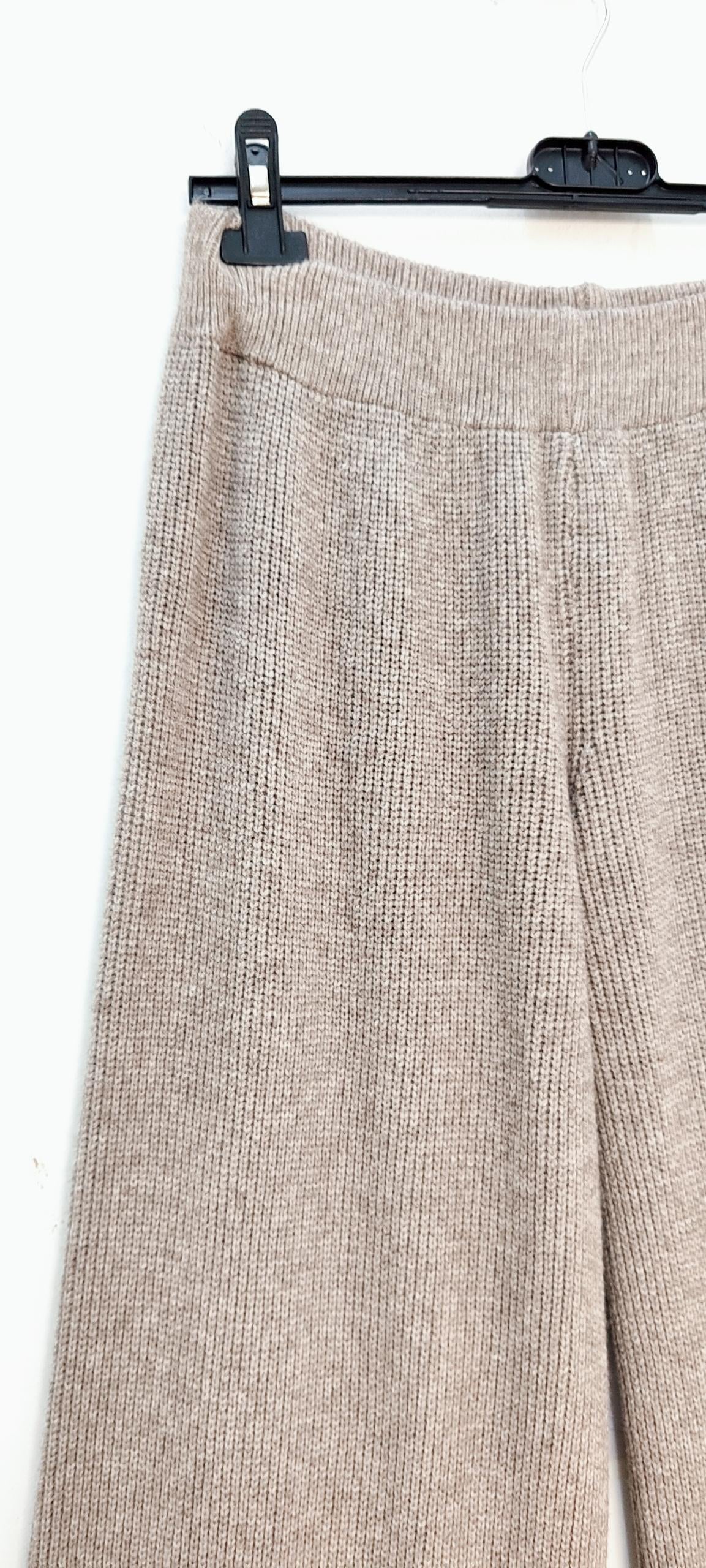 Strickhose in taupe