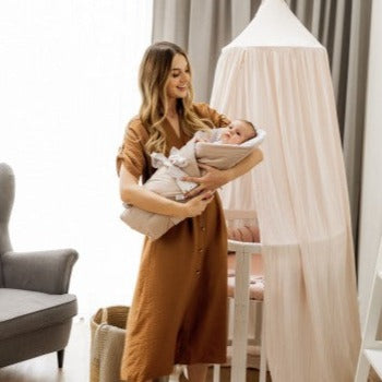 Babybett 7-in-1 – Ein Bett für viele Jahre - mitwachsend | Ovale Form