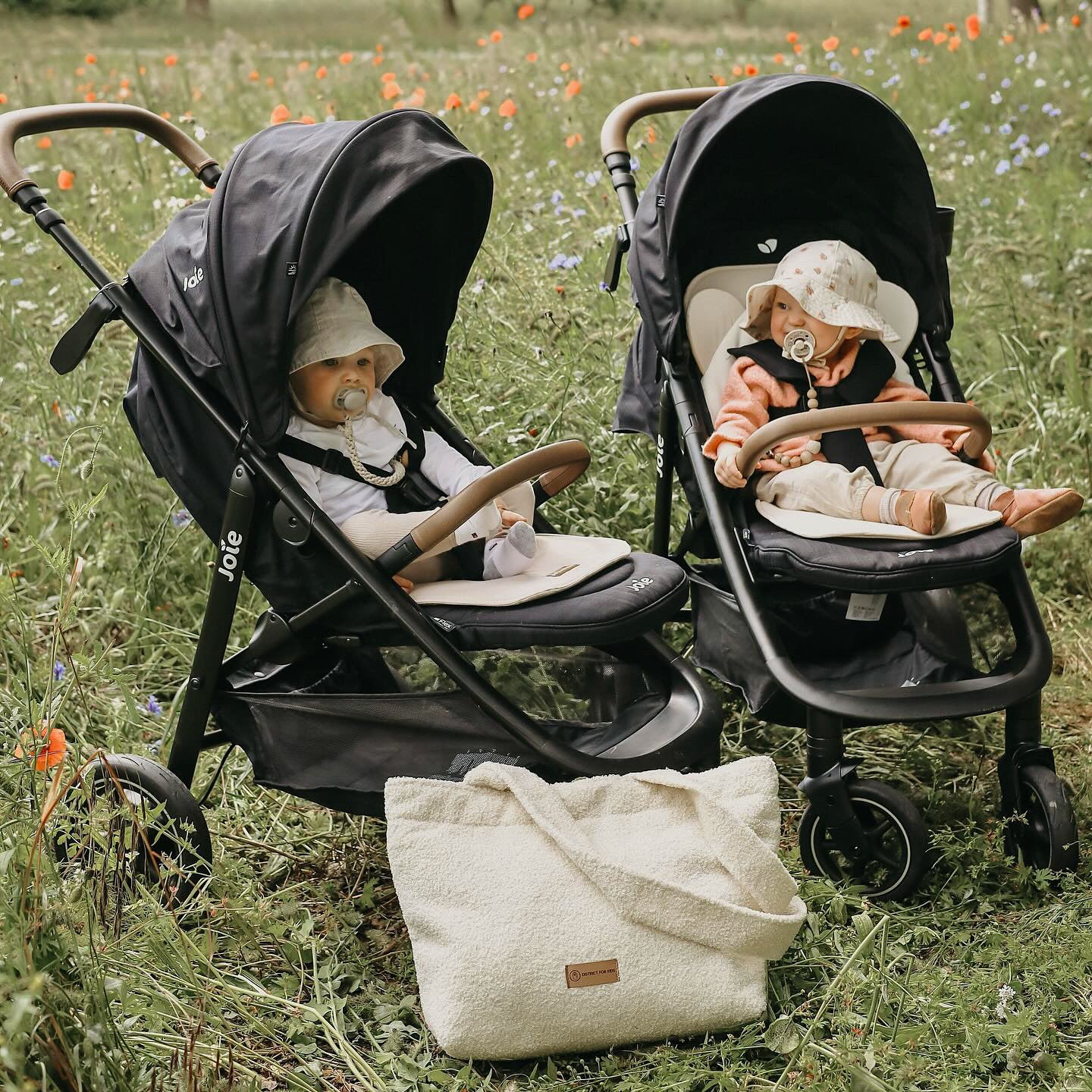 Sitzauflage Leinen für den Kinderwagen - universell passend