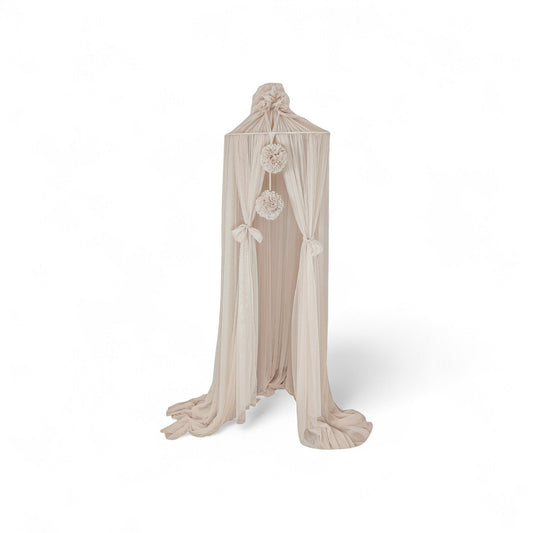 Baldachin aus Tüll – Traumhafte Deko für Baby- & Kinderzimmer