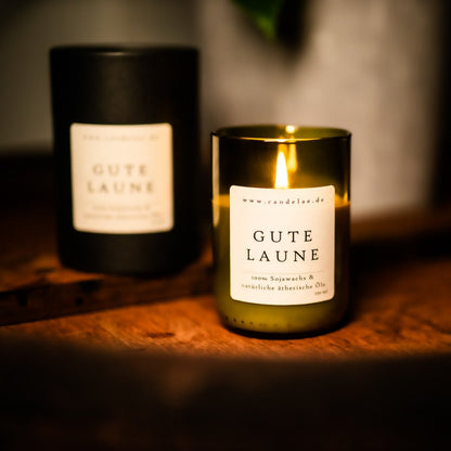 Gute Laune – Duftkerze aus Sojawachs mit frischen Zitrusnoten für positive Energie