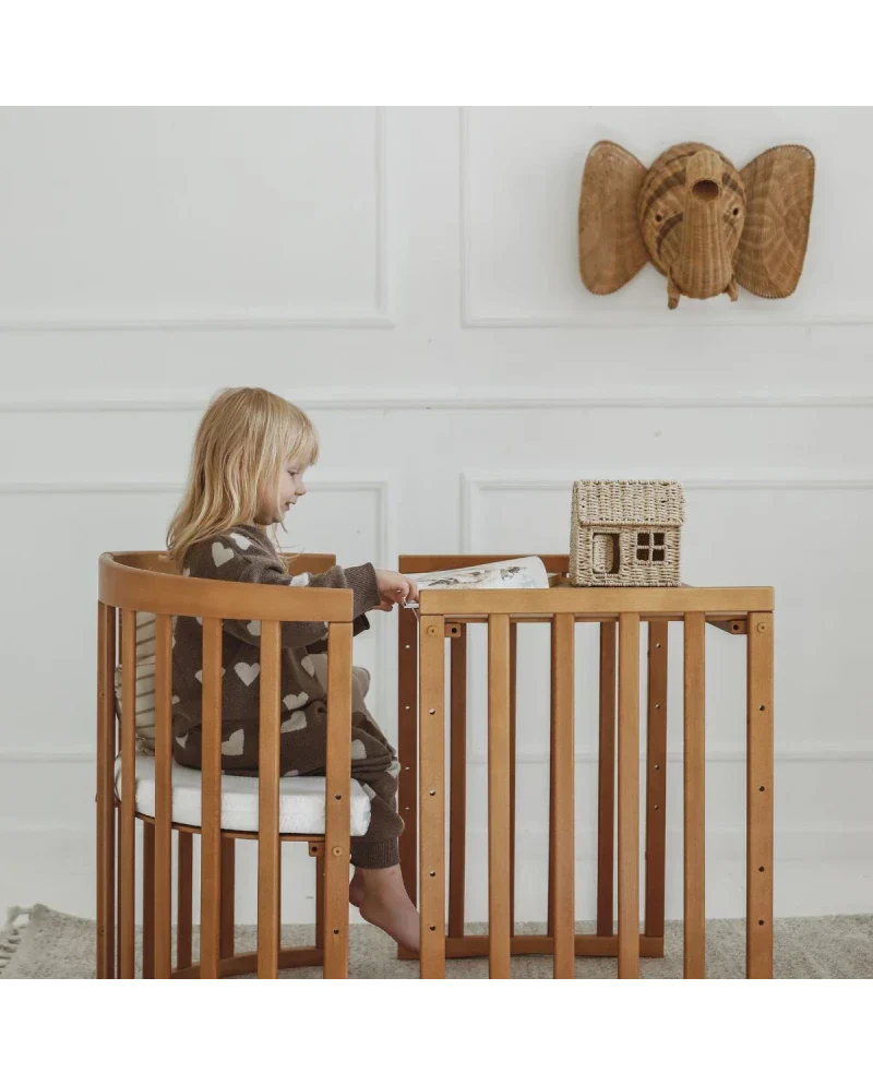 Babybett 7-in-1 – Ein Bett für viele Jahre - mitwachsend | Ovale Form