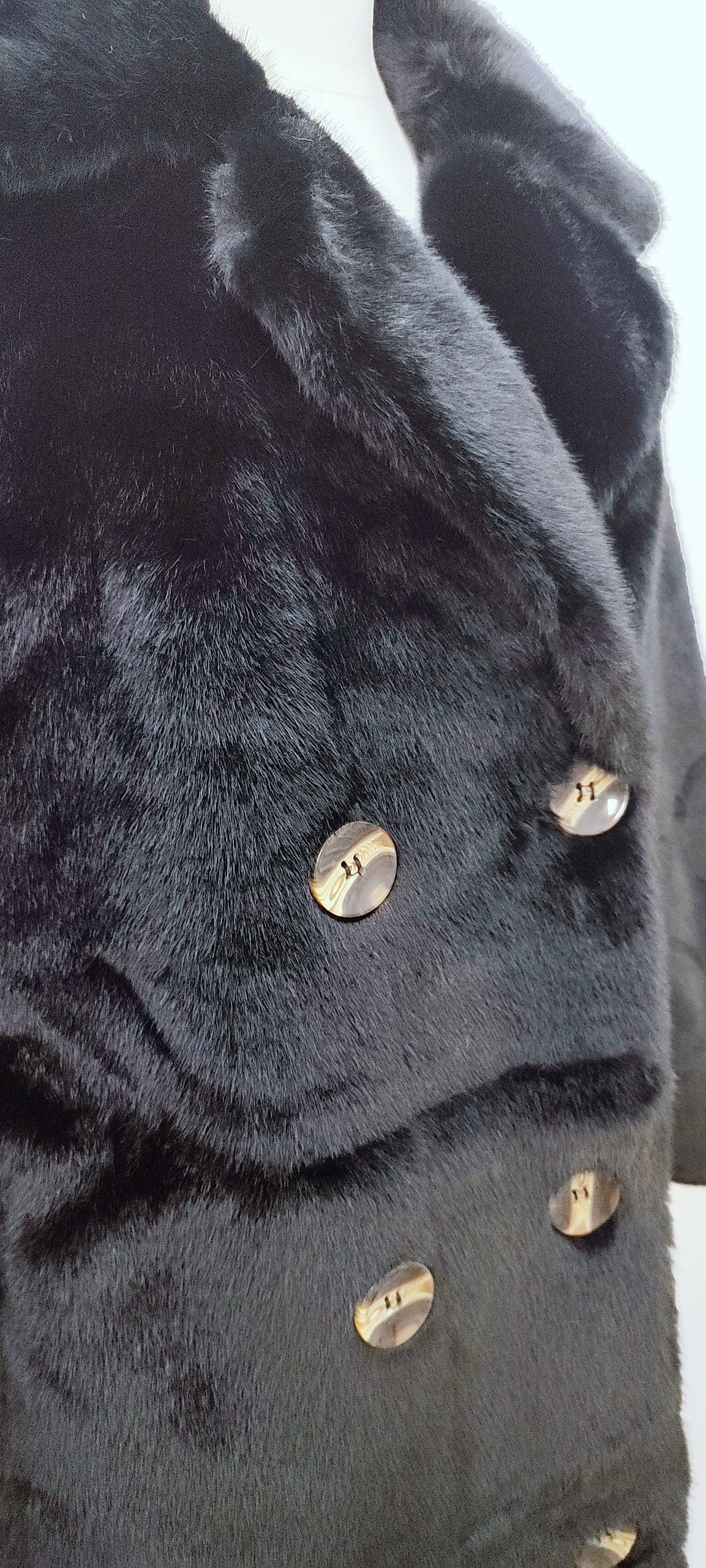 MIA Pelzmantel lang div.Farben