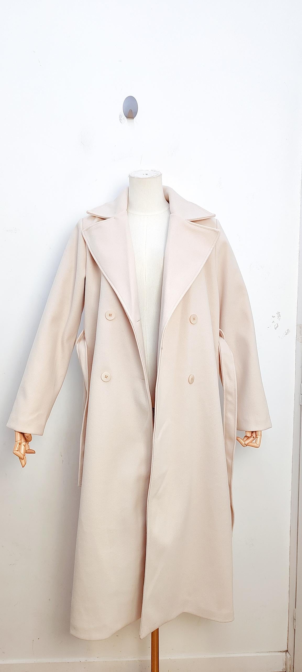 LARIA Mantel lang div.Farben