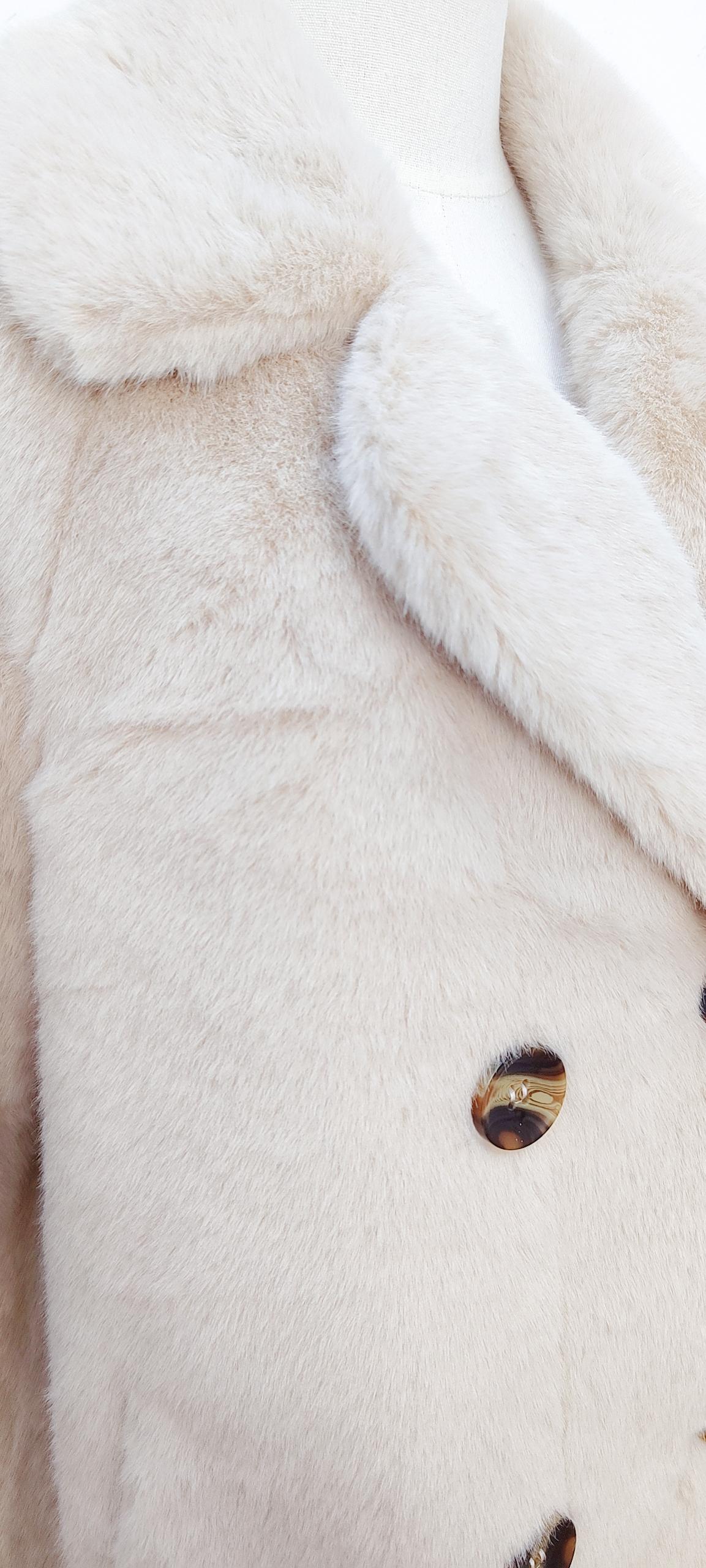 MIA Pelzmantel lang div.Farben